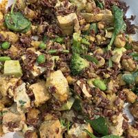 Satay tofu bowl again! Swapped the slaw for 🥦 & edamame  at The Salad Project - Duke St in West London