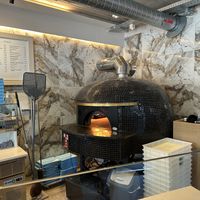 Pizzaofen  at Pizzeria 90 Secondi Gallus in Hessen