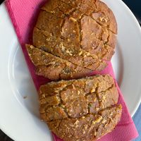 garlic bread at 222 Vegan Cuisine in West London