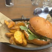Creamy avocado vegetarian butcher burger  at Mojokite in Castelldefels