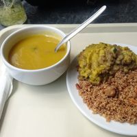 Spinach soup and mix of lentil purée, with seitan & quinoa. at Alfarroba in Lisbon