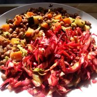 Delicious beans with veggies at Alfarroba in Lisbon