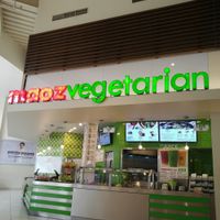 easy to find  at Maoz in Rosemont