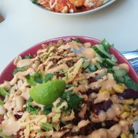 Pulled Taco Bowl at Kaspar Schmauser in Hamburg