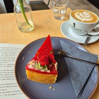  at Manos Vegan Cake in Hamburg