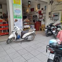 Courtyard at the front at Cơm Chay Hoàng Kim in Ho Chi Minh City