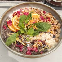 Plant based bowl at Dreamers by Bohnenmeister in Chemnitz