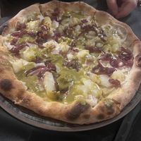 Pizza cipollosa  at Pizzeria D' & G in Abruzzo