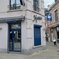  at Glace Mania in Namur