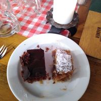 Half chocolate cake and half appel strudel at Weingut Feuerwehr Wagner in Vienna