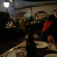 Lovely dining outside at Weingut Feuerwehr Wagner in Vienna