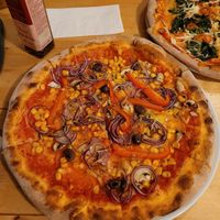 Vegan pizza   at Pizza Pinocchio in Vienna