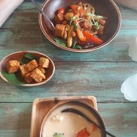 Thom kha, extra fried tempeh and kung pao at Mango in Bangkok