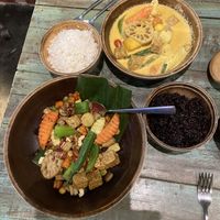 Northern style curry and kung po at Mango in Bangkok
