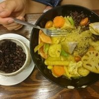 Huge amount of veggies in the Curries at Mango in Bangkok