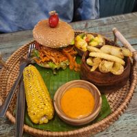 Pulled mushroom burger #Veganuary at Mango in Bangkok