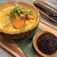 yellow curry  at Mango in Bangkok