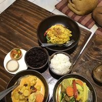 😋🐱 at Mango in Bangkok