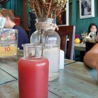 Berry kombucha 80B (too sweet = not properly fermented) at Mango in Bangkok