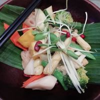 Mango pad thai at Mango in Bangkok