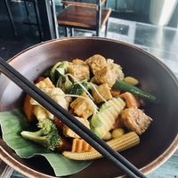 Mixed vegetables and tempeh at Mango in Bangkok