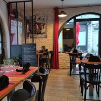 Dining room at So Dream in La Rochelle