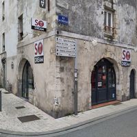 View from street at So Dream in La Rochelle