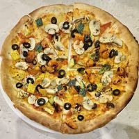 Vegetable pizzaa  at Fusion  in Galle