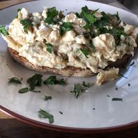 Tostada de orellanas / Mushroom toast at Herbívoro -  Av. Suba in Bogota