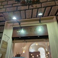 Store front at Grezzo Raw Chocolate in Rome
