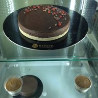 Cakes at Grezzo Raw Chocolate in Rome