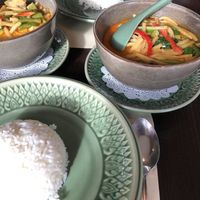 Rode curry met witte rijst  at Krua Buppha in Amsterdam