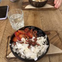 Warm açai (porridge?) and açai bowl   at Plant Shack in London