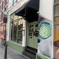 Good spot to have a nice breakfast. I finally went for an almond croissant and i got it👍 The girl serving was so friendly🙏🏻    at Plant Shack in London