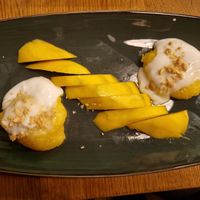 Sticky rice with mango at Vevi - Kaiserstrasse in Vienna
