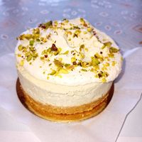 Chees cake de pistacho! at Nami in Barcelona