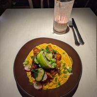 Fried cauliflower with curry and a smoothie at Vegan Restoran V in Tallinn