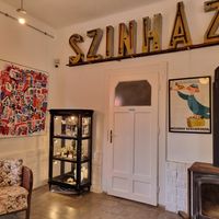 Interior 2 at Káli Cool in Kaptalantoti