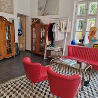 Interior 1 at Káli Cool in Kaptalantoti