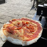 Pizza Marinara (7€)  at Ristorante Hocus Pocus in San Marino City