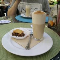 Baklava and Chai Latte at Temple Natura in Mallorca
