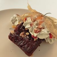 Brownie and pistachio cream at Temple Natura in Mallorca