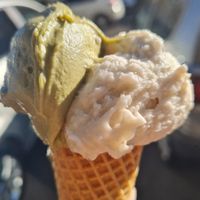 Pistachio and banana/coconut at Misciolgo in Milan