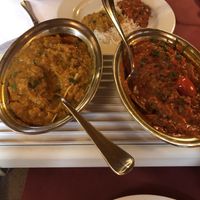 Zwei vegane Hauptgerichte (Aubergine und Okra)  at Namaskar India in Bad Aibling