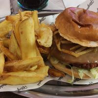 Vegan cheese burger at The Fitzgerald Burger Company in Alcorcon