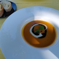 Voorgerecht: Linzensoep at Gare du Nord in Rotterdam