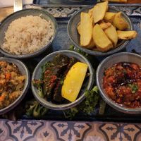 Mezzé vegan at Hélia in île-de-france