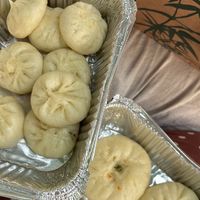 Xiaolongbao sono quei mini bao che erano pazzeschi!!   at Yuanwei - Sushi bar & Ristorante in Piemonte