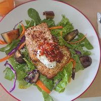Bife de tempeh at PURA in San Isidro