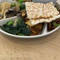 Different options   at Su Man Xiang Vegetarian Buffet (Super Brand Mall Branch) in Shanghai